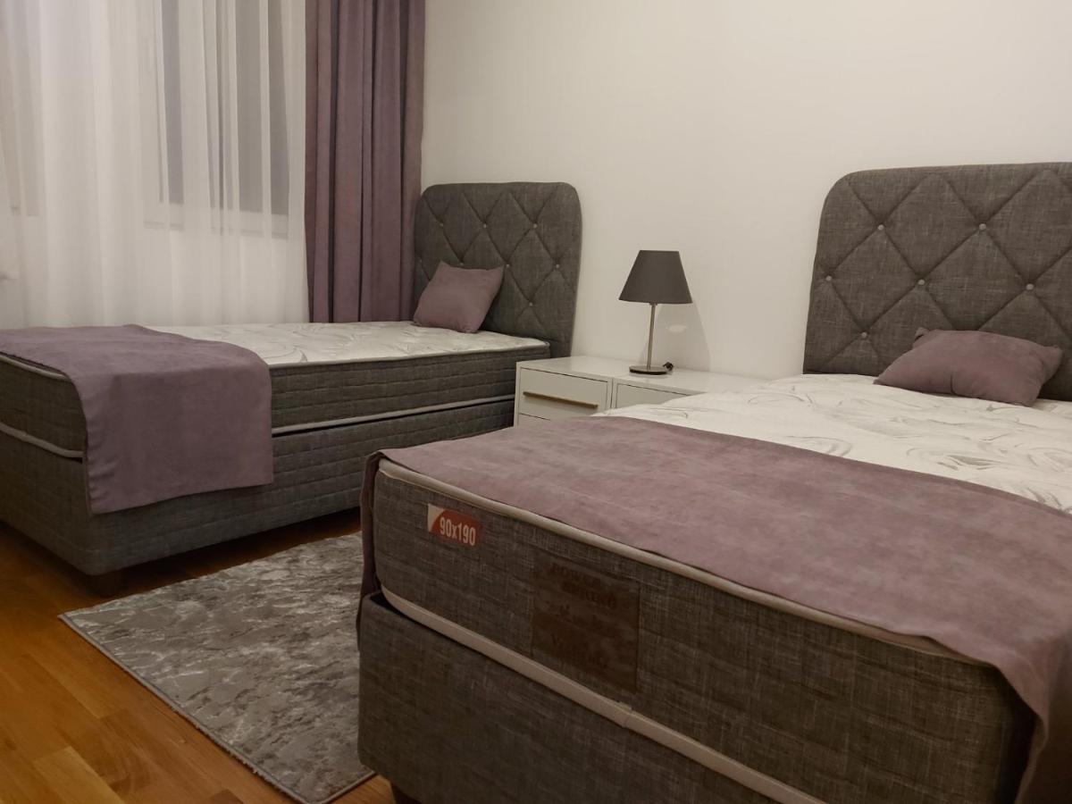 Luxury Apartment Iva II Szkopje Kültér fotó