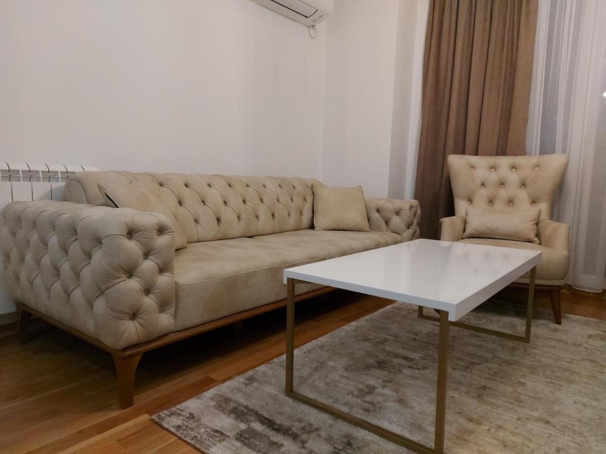 Luxury Apartment Iva II Szkopje Kültér fotó
