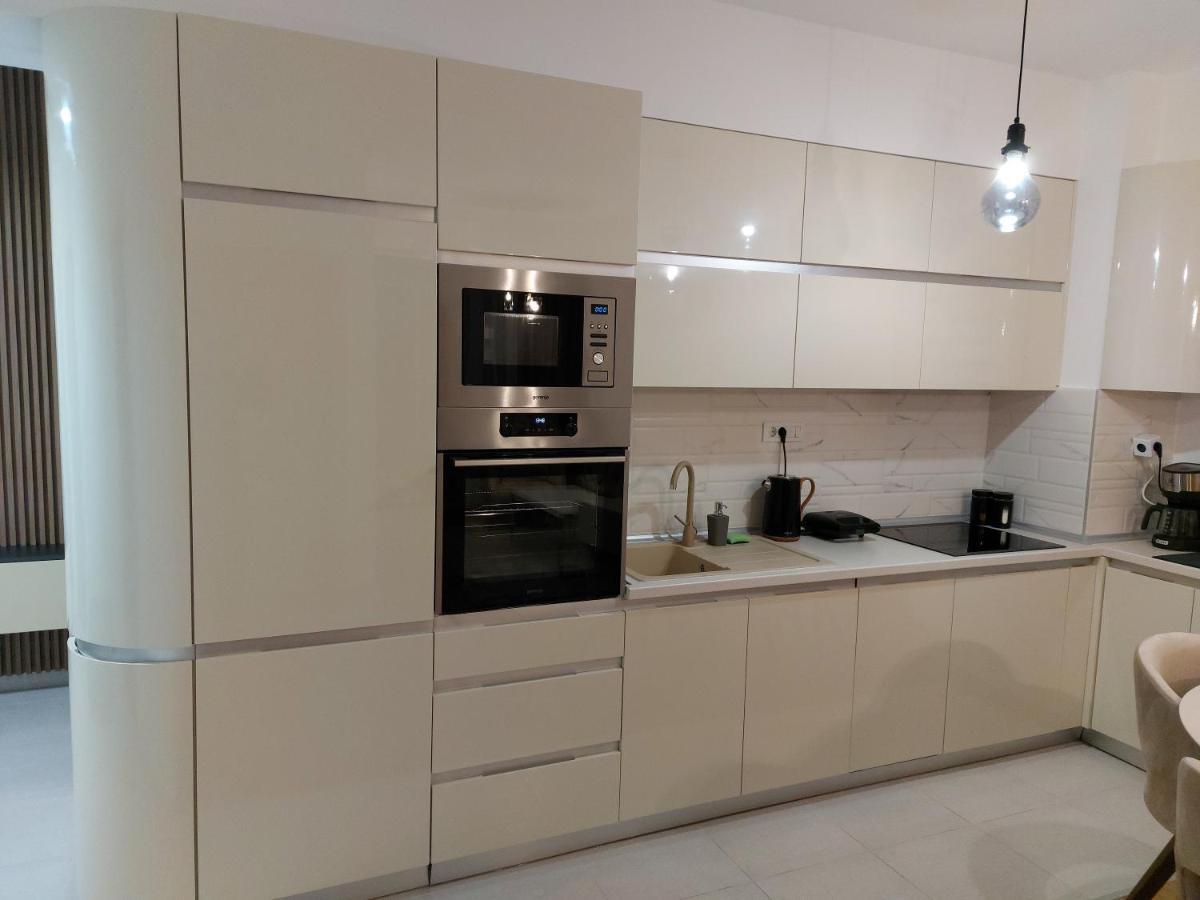 Luxury Apartment Iva II Szkopje Kültér fotó