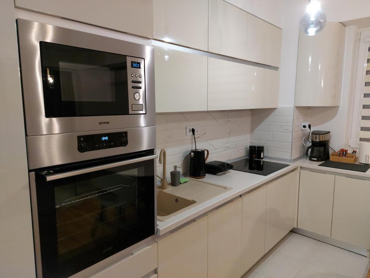 Luxury Apartment Iva II Szkopje Kültér fotó