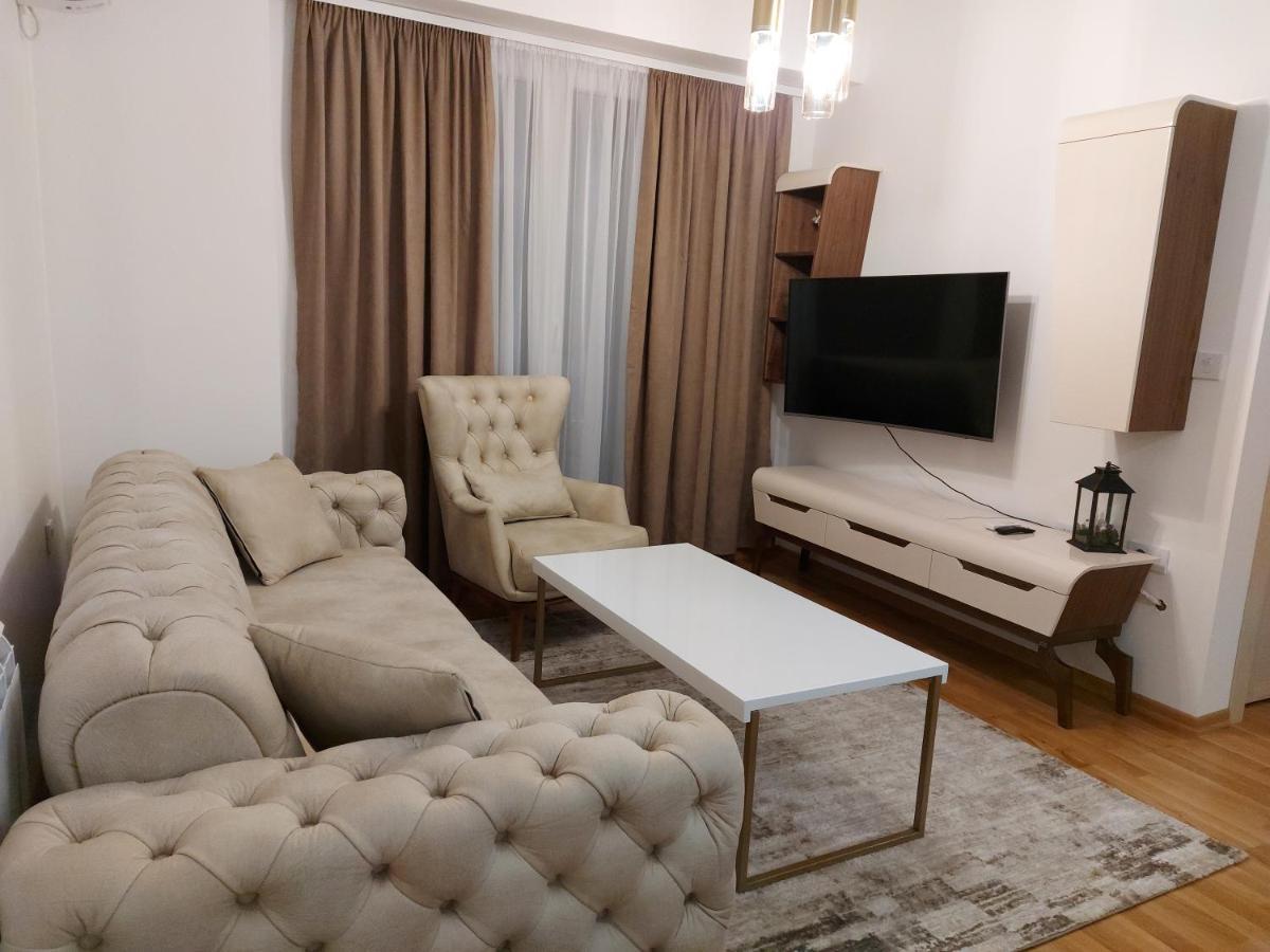 Luxury Apartment Iva II Szkopje Kültér fotó